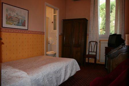 Hotel Aiglon Ментона Номер фото